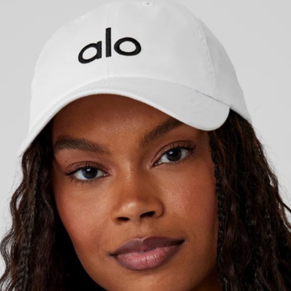 Alo Yoga White Cap